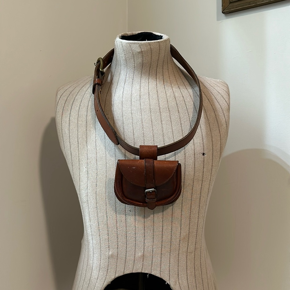 Vintage leather belt bag